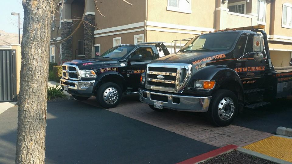 This is what Rocklin Ace Towing calls a double barrel tow. Our tow truck equipment is state of the art. Our flatbed, roll back tow truck can handle any towing job, including lowered and modified cars and trucks. And damn, our trucks look pretty awesome too! 