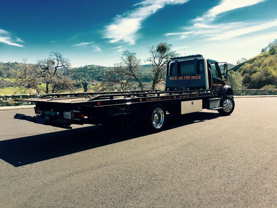 Rocklin Ace Towing out in the country, stretching out a little bit. Our state of the art trucks are the very best in Placer County.