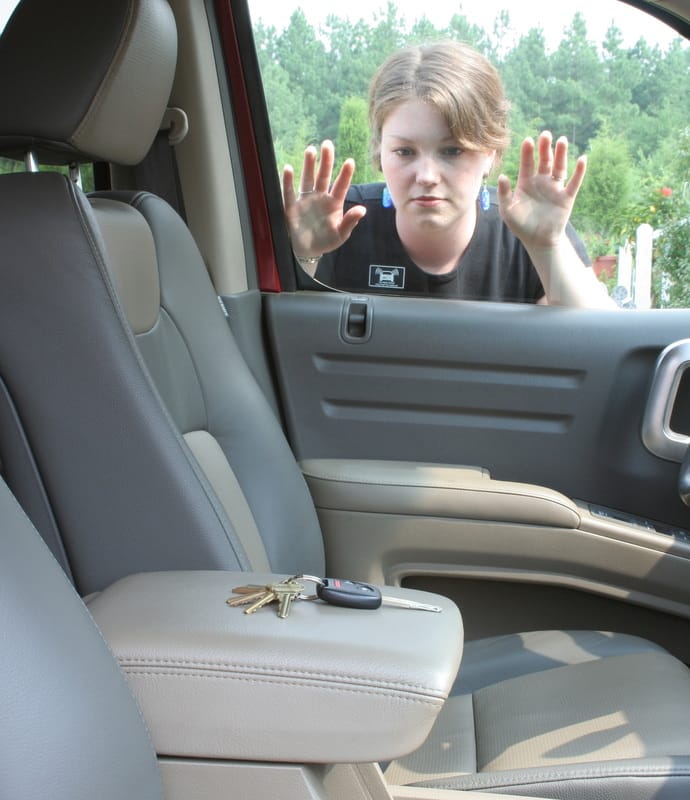 For fast, reliable help when you are locked out of your vehicle, call Rocklin Ace Towing.